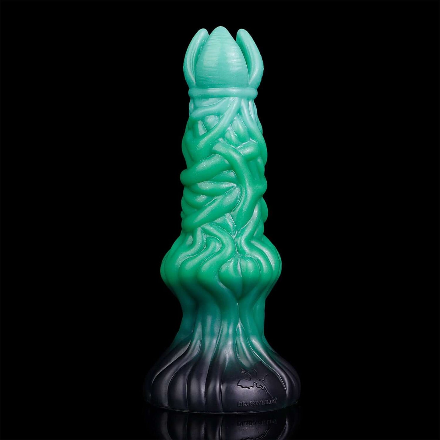 Jorogumo ovipositor in the Verdantclaw colourway -- platinum silicone -- Dragon Dildo®