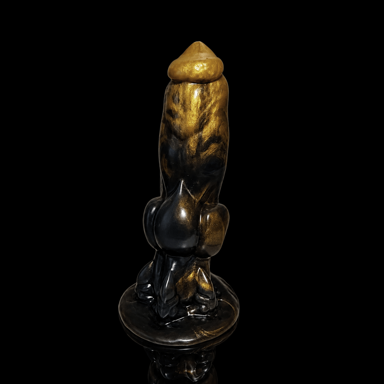Am-heh monster dildo of the Ironmane Plains -- Obsidian colourway -- hand-poured platinum silicone -- Dragon Dildo®